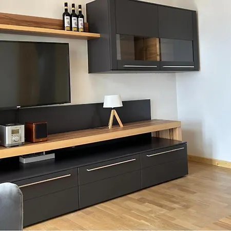 Riant Gelegen Ruime Villa Bodensdorf